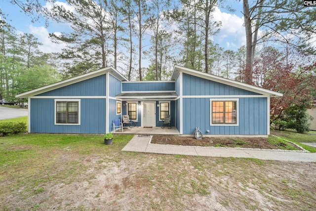1 Rockingham Ct, Columbia, SC 29223 - mid-century inspired home featuring a porch