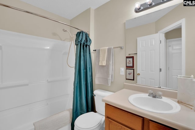 24 Stoney Pointe Dr, Chapin, SC 29036 - full bathroom with vanity, toilet, and shower / bath combo