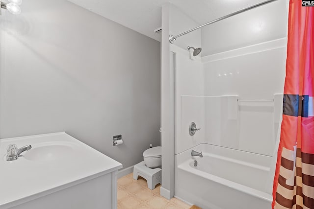 1908 Grays Inn Rd, Columbia, SC 29210 - bathroom featuring tile patterned floors, shower / bath combination with curtain, toilet, vanity, and baseboards