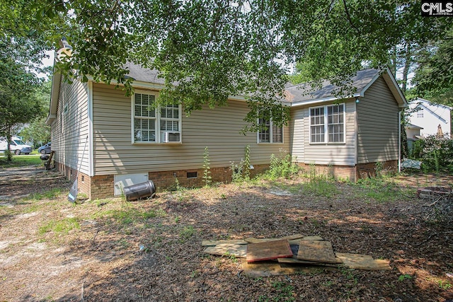 173 Rosewood Ln, Lexington, SC 29072 - back of property featuring crawl space