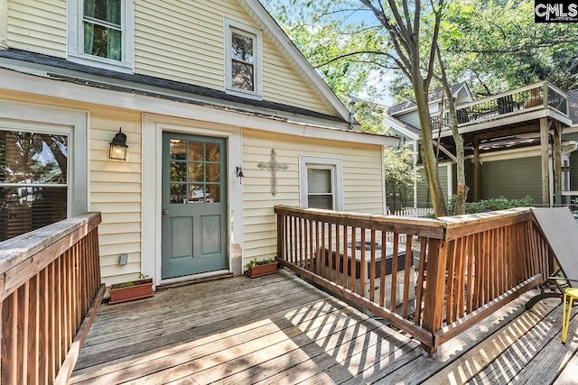 2909 Columbia Ave, Columbia, SC 29201 - view of wooden terrace