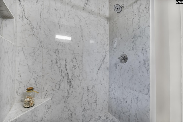 2611 Mills Dr, Columbia, SC 29204 - bathroom featuring a tile shower