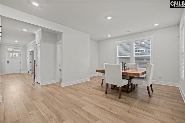 521 Fenwick Dr, Woodruff, SC 29388 - dining space with baseboards, light wood finished floors, and recessed lighting