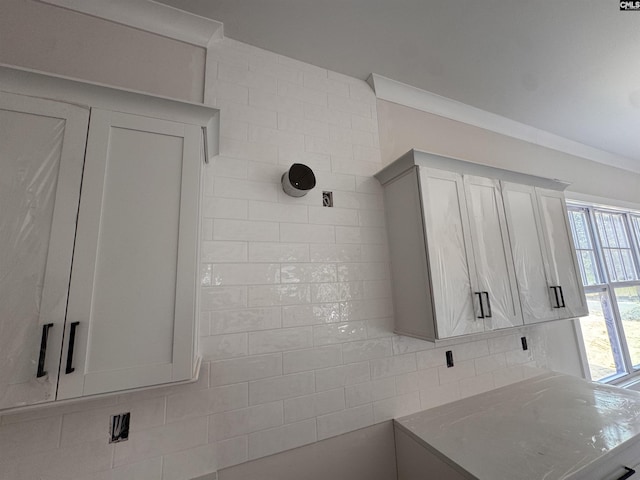 147 Harborside Cir, Columbia, SC 29229 - detailed view of tasteful backsplash