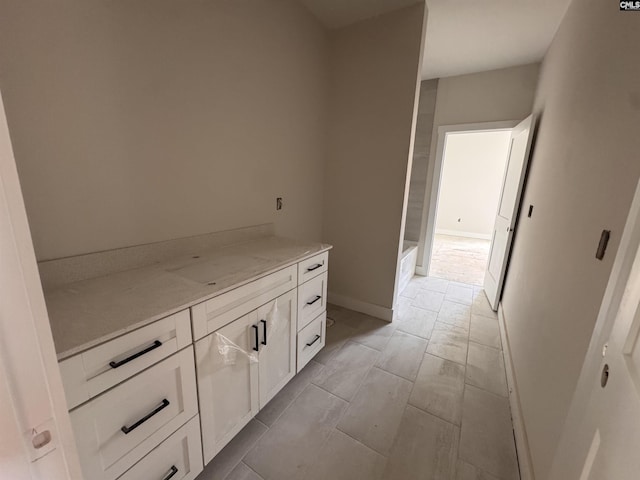 147 Harborside Cir, Columbia, SC 29229 - corridor with a sink