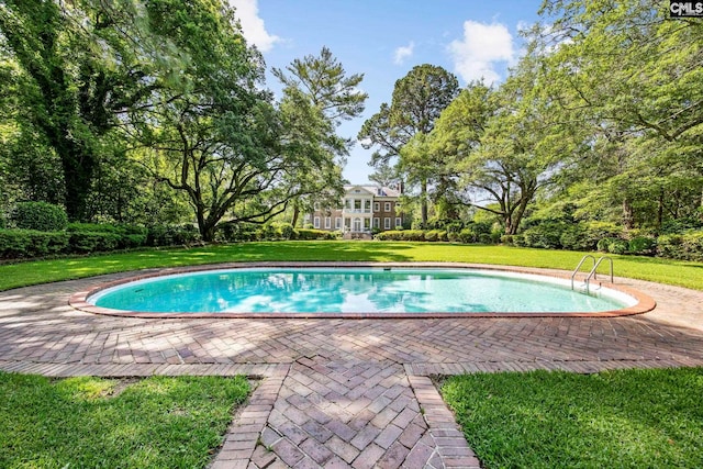 1100 W Carolina Ave, Hartsville, SC 29550 - outdoor pool featuring a yard and a patio area