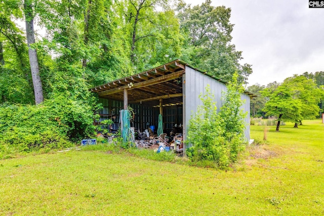 2117 Togetherness Way, Mcbee, SC 29101 - view of pole building featuring a yard