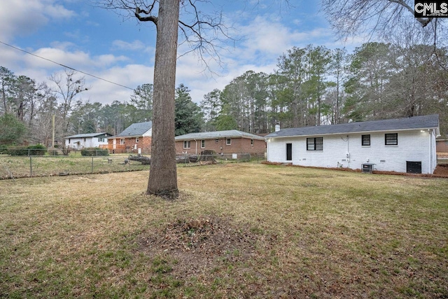 112 Woodcrest Dr, Columbia, SC 29203 - view of yard with view of wooded area