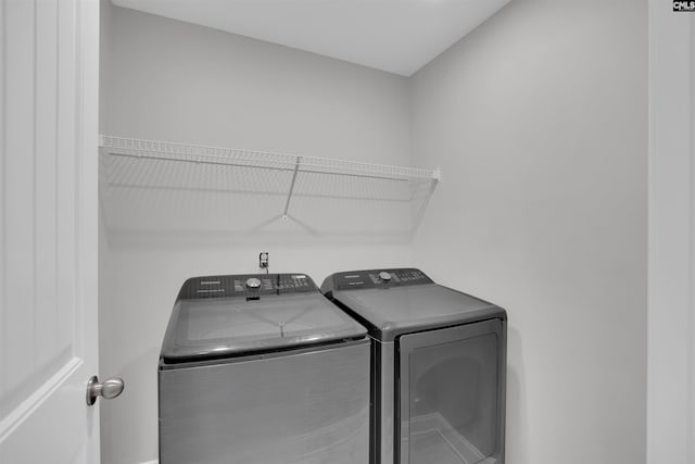 935 Taramore Ln, Lexington, SC 29072 - laundry room featuring washing machine and dryer