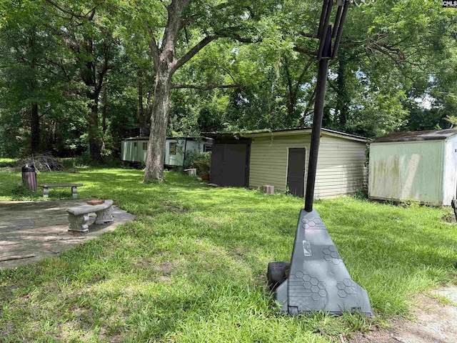 4200 Bluff Rd, Columbia, SC 29209 - view of grassy yard with a shed