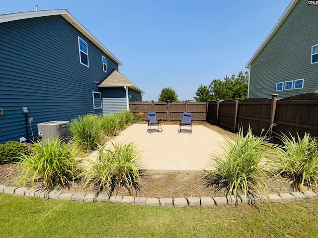 122 Tannery Way, Lexington, SC 29073 - fenced backyard with a patio area