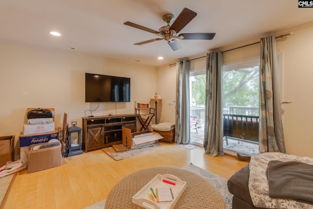 301 Harbor Heights Dr Unit 17D, Lexington, SC 29072 - living room featuring wood finished floors, a ceiling fan, ornamental molding, and recessed lighting