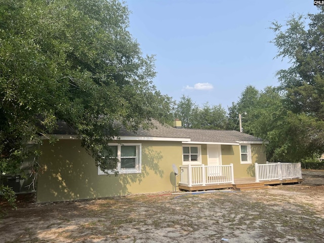 309 Shelton Rd, West Columbia, SC 29170 - single story home with a wooden deck and stucco siding