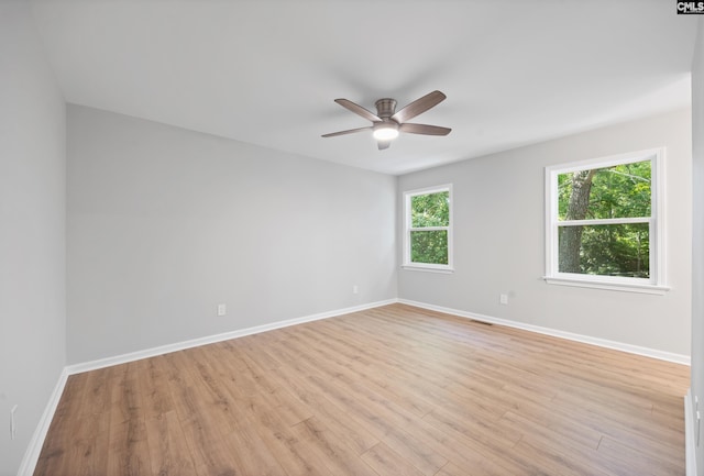100 Coventry Ct, Lexington, SC 29072 - spare room featuring ceiling fan and light wood-type flooring