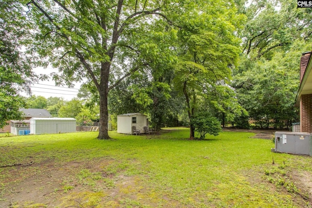 109 Garden Springs Rd, Columbia, SC 29209 - view of yard featuring a storage shed and view of scattered trees