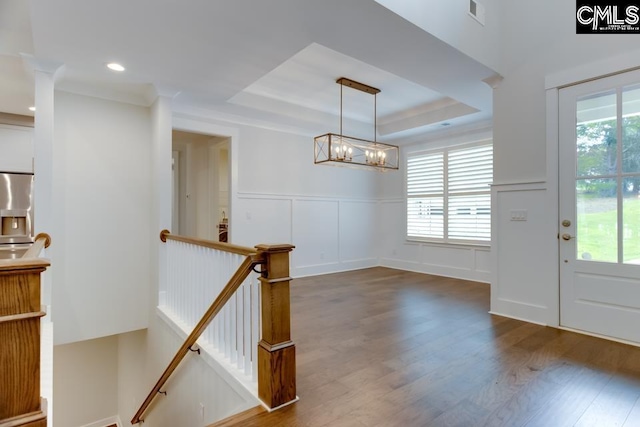 196 Osprey Pointe Ln, Prosperity, SC 29127 - foyer entrance with plenty of natural light, wood finished floors, a decorative wall, a chandelier, and recessed lighting