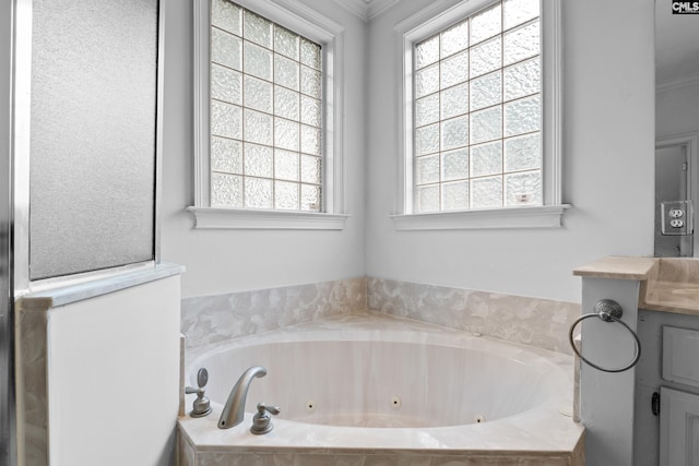 5 Shaftesbury Ln, Columbia, SC 29209 - bathroom with a jetted tub and vanity
