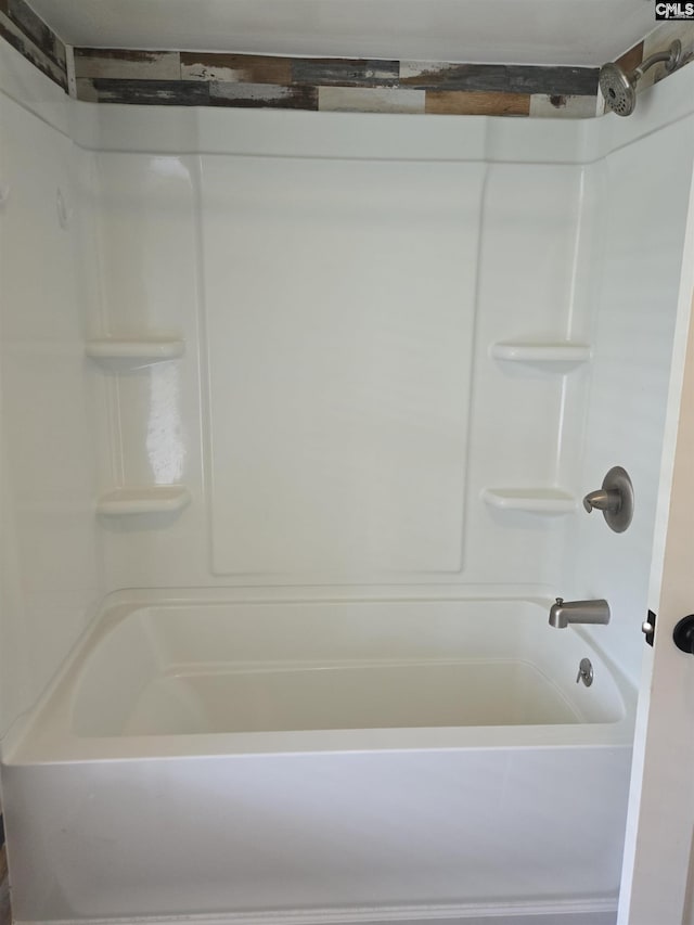 261 Long Rd, Saluda, SC 29138 - bathroom with shower / tub combination