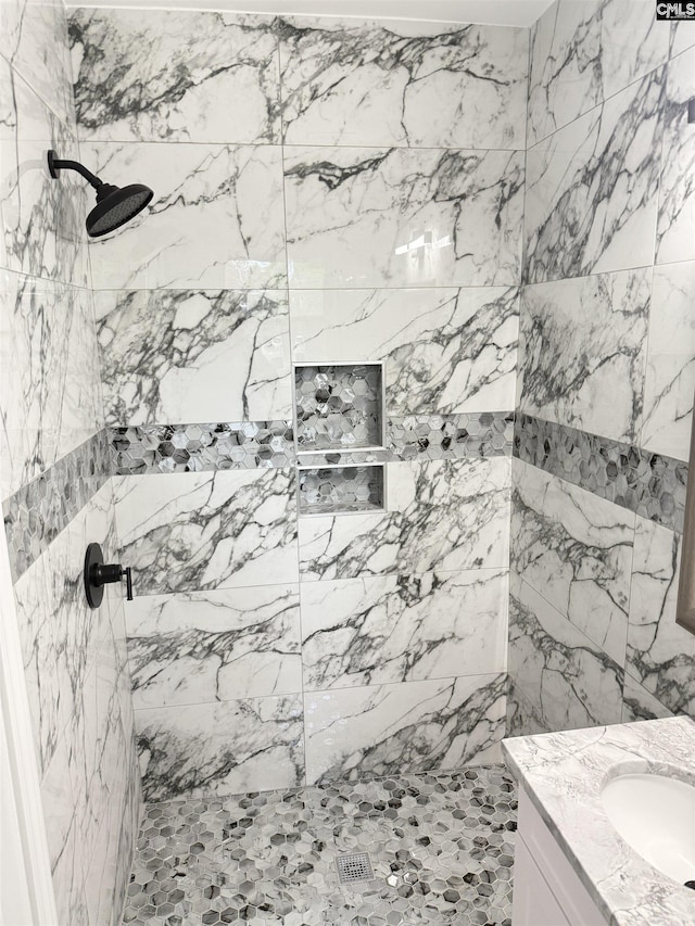 1341 Sanford Rd, Columbia, SC 29206 - bathroom with tiled shower and vanity