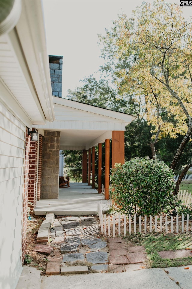 39 Downing, Columbia, SC 29209 - view of covered porch