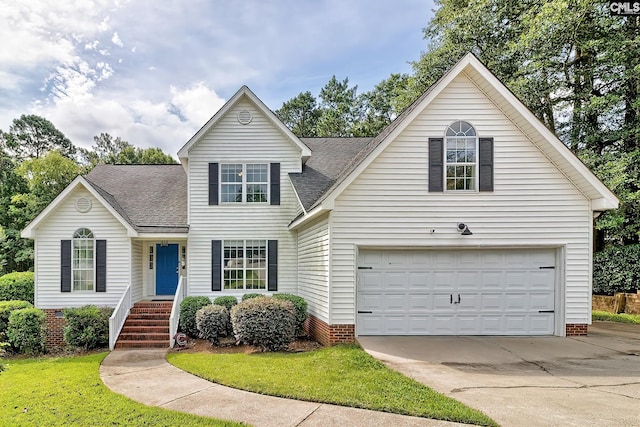 4 Beckworth Ct, Irmo, SC 29063 - traditional-style home with driveway, roof with shingles, a garage, and a front yard