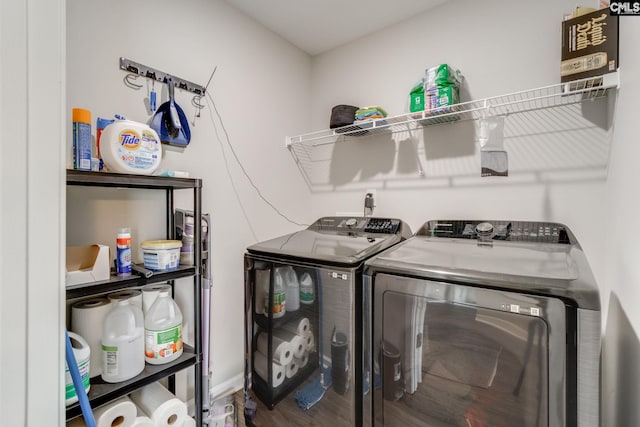 938 Farnsworth Dr, Hopkins, SC 29061 - laundry room featuring washer and dryer and wood finished floors