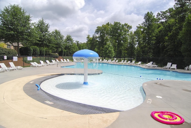 821 Burnview Ln, Chapin, SC 29036 - community pool with a patio area