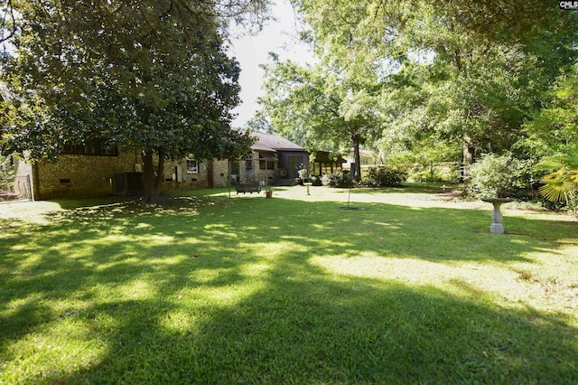 2115 Ohara Ct, Columbia, SC 29204 - view of grassy yard