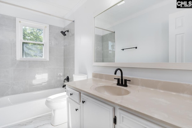 800 Valhalla Dr, Columbia, SC 29229 - bathroom featuring vanity, shower / washtub combination, and crown molding