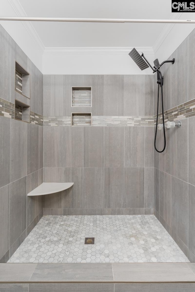 800 Valhalla Dr, Columbia, SC 29229 - bathroom with a tile shower and crown molding