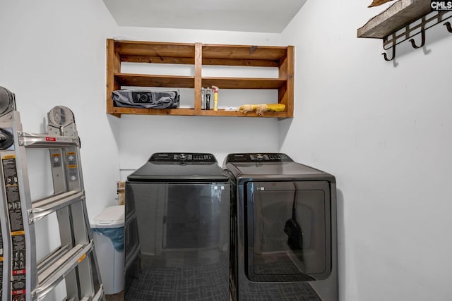 32 Nob Hill Rd, Columbia, SC 29210 - washroom with washing machine and dryer