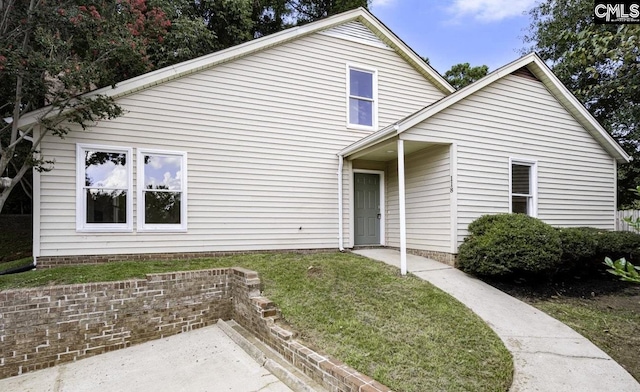 118 Tee Ct, Columbia, SC 29212 - view of front of home with a front yard