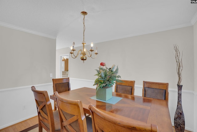 316 Founders Ridge Rd, Columbia, SC 29229 - dining room featuring a chandelier, wood finished floors, and crown molding