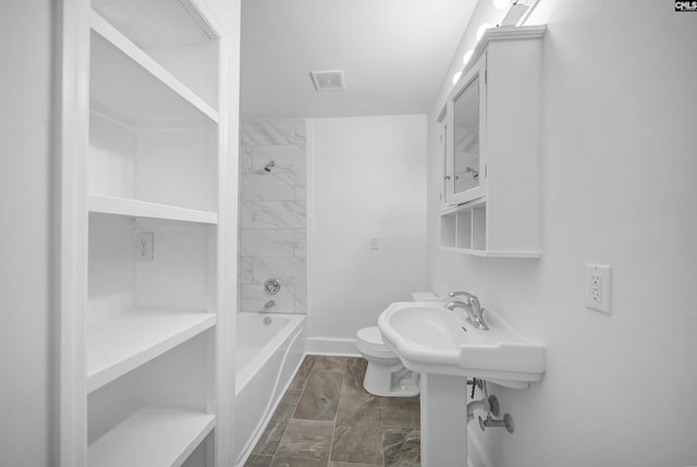 1005 D Ave, West Columbia, SC 29169 - bathroom featuring toilet and tub / shower combination