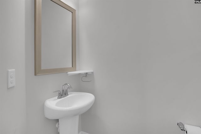 386 Amalfi Dr, Chapin, SC 29036 - bathroom with baseboards and a sink