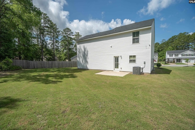 1021 Bermuda Cedar Ln, Hopkins, SC 29061 - rear view of house with a patio