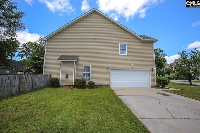 418 Abbeydale Way, Columbia, SC 29229 - view of side of home featuring a garage and concrete driveway