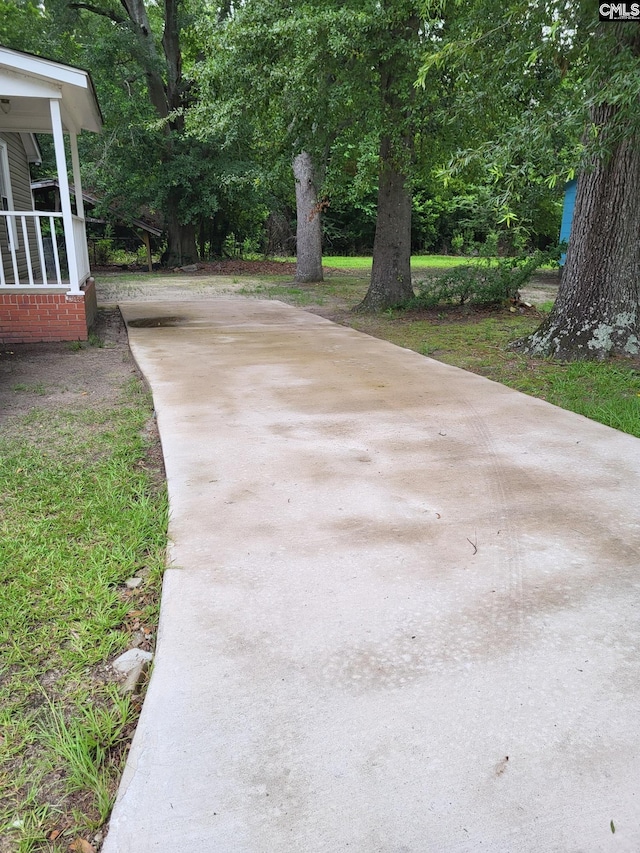 337 Mill St, Batesburg, SC 29006 - view of patio / terrace featuring concrete driveway