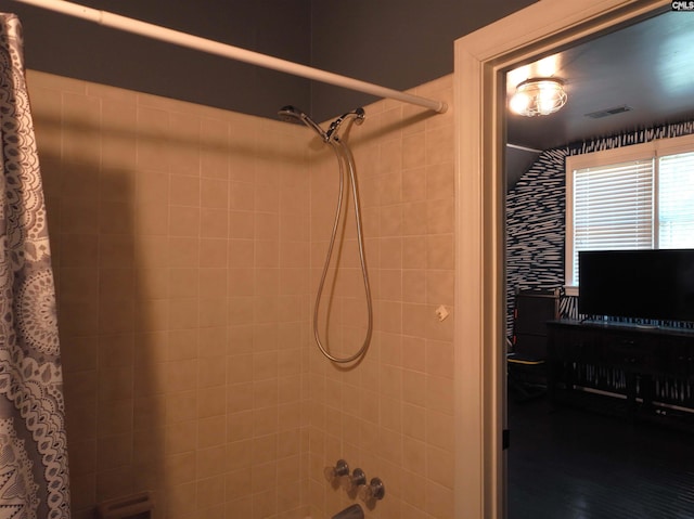 200 Weeping Cherry Ln, Columbia, SC 29212 - full bathroom with shower / bath combination with curtain