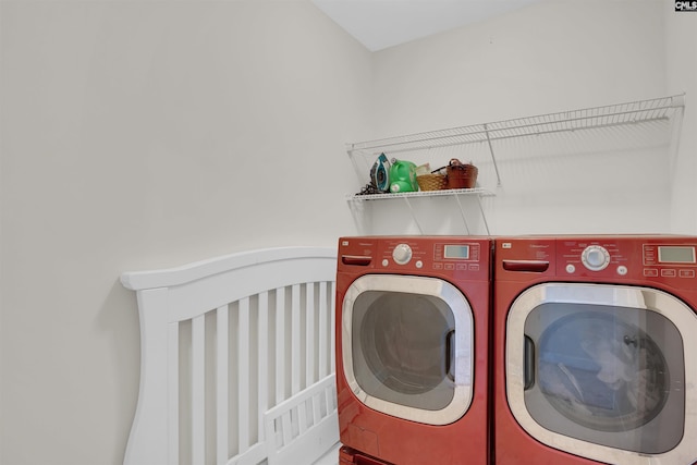 769 Broad Leaf Rd, Elgin, SC 29045 - laundry room featuring washer and dryer