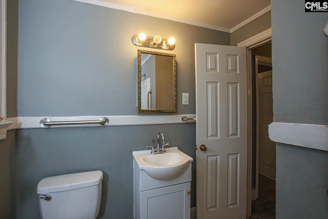 113 Brookland Cir, Columbia, SC 29204 - bathroom with ornamental molding and vanity