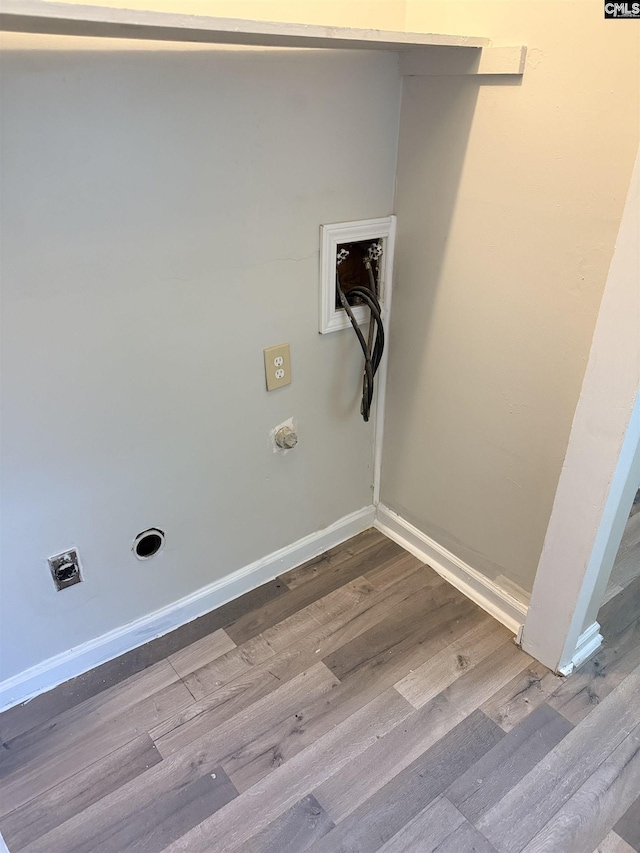 113 Brookland Cir, Columbia, SC 29204 - laundry area featuring wood finished floors, hookup for a washing machine, and hookup for an electric dryer