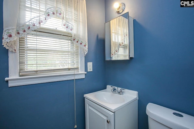 113 Brookland Cir, Columbia, SC 29204 - half bath featuring vanity and toilet