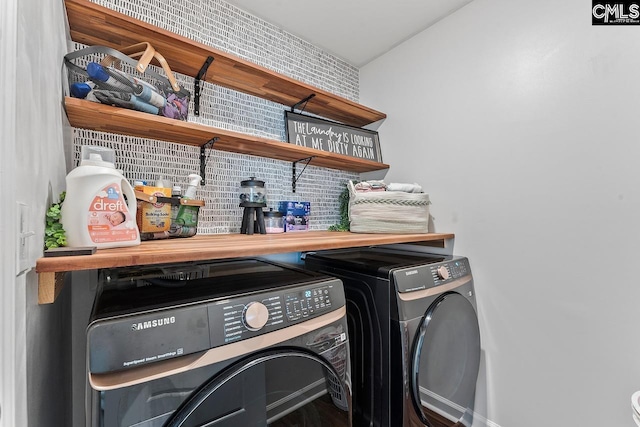 823 Queenshire Ln, Elgin, SC 29045 - laundry area featuring independent washer and dryer and baseboards