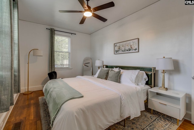 335-337 S Woodrow St, Columbia, SC 29205 - bedroom with wood finished floors and ceiling fan