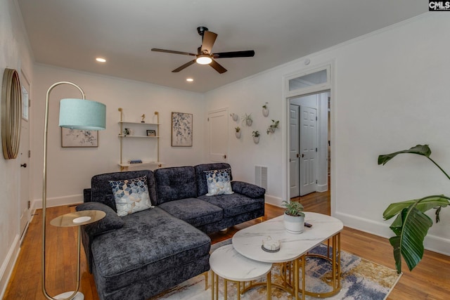 335-337 S Woodrow St, Columbia, SC 29205 - living area featuring a ceiling fan, wood finished floors, ornamental molding, and recessed lighting