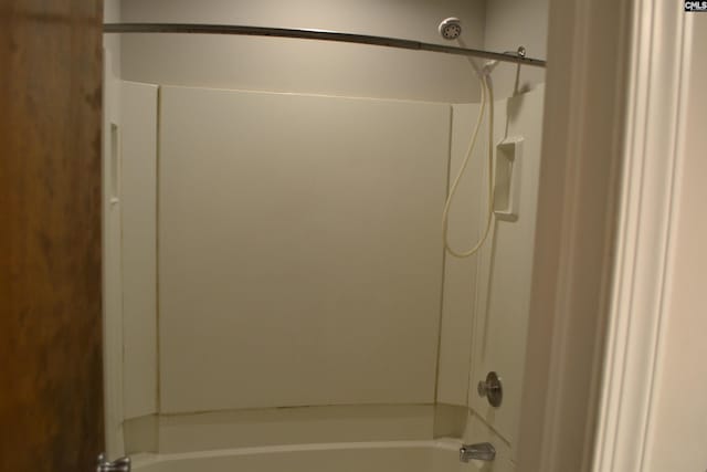 169 Lionsgate Rd, Columbia, SC 29223 - bathroom with shower / washtub combination
