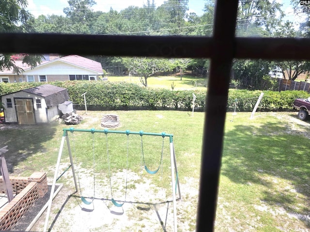 904 Sunnyhill Dr, Camden, SC 29020 - view of yard featuring a storage shed