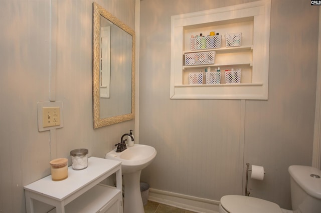 616 Mcrae Rd, Camden, SC 29020 - half bath with toilet and baseboards