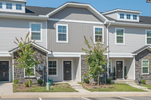 739 Wild Duck Ln, Columbia, SC 29203 - townhome / multi-family property featuring stone siding